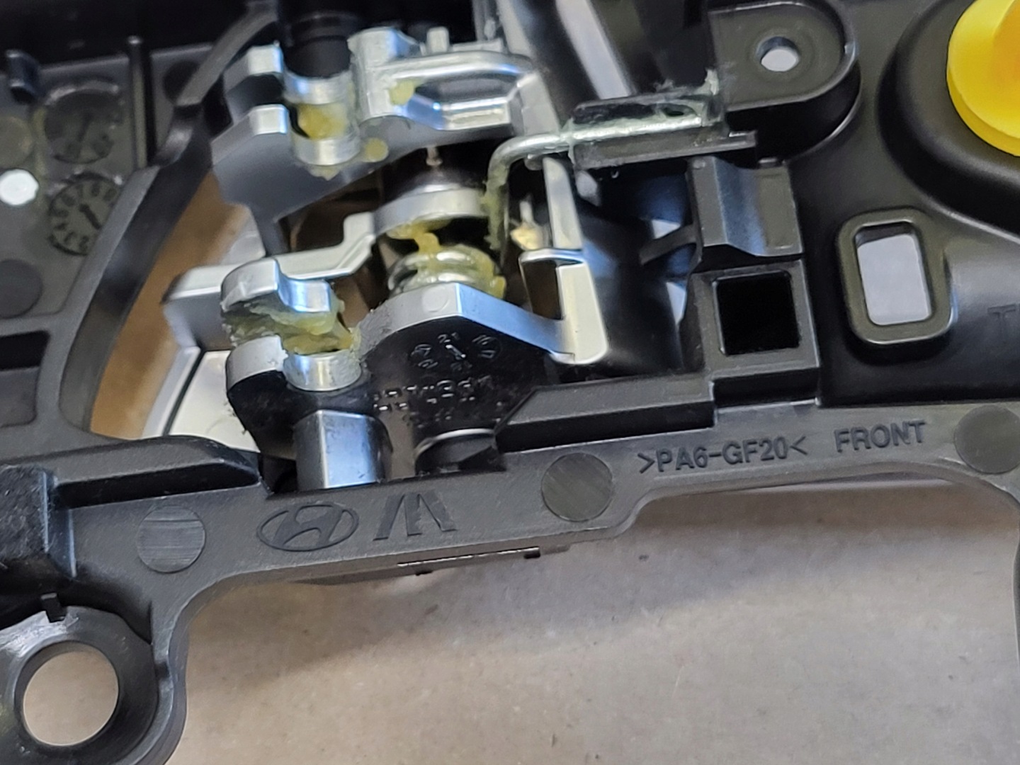 handle inner Z door right front HYUNDAI TUCSON III 3 TL OE EU