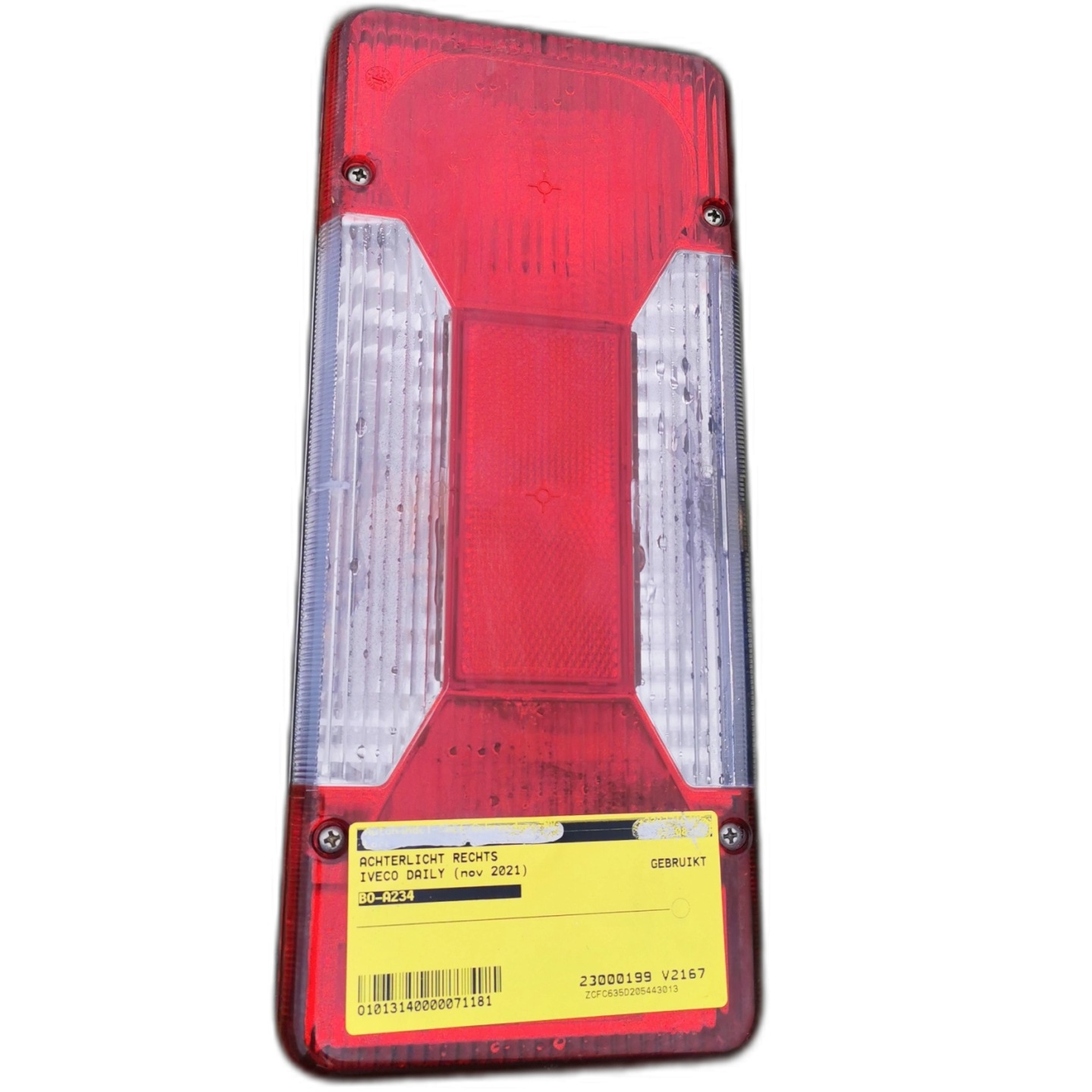 IVECO DAILY 14-26 light rear right original does not have NUMEROW!