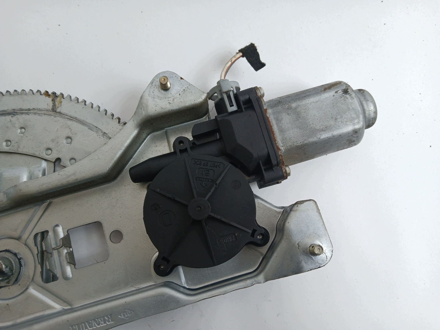 RENAULT KANGOO und fensterhebermotor rechts vorne 400664