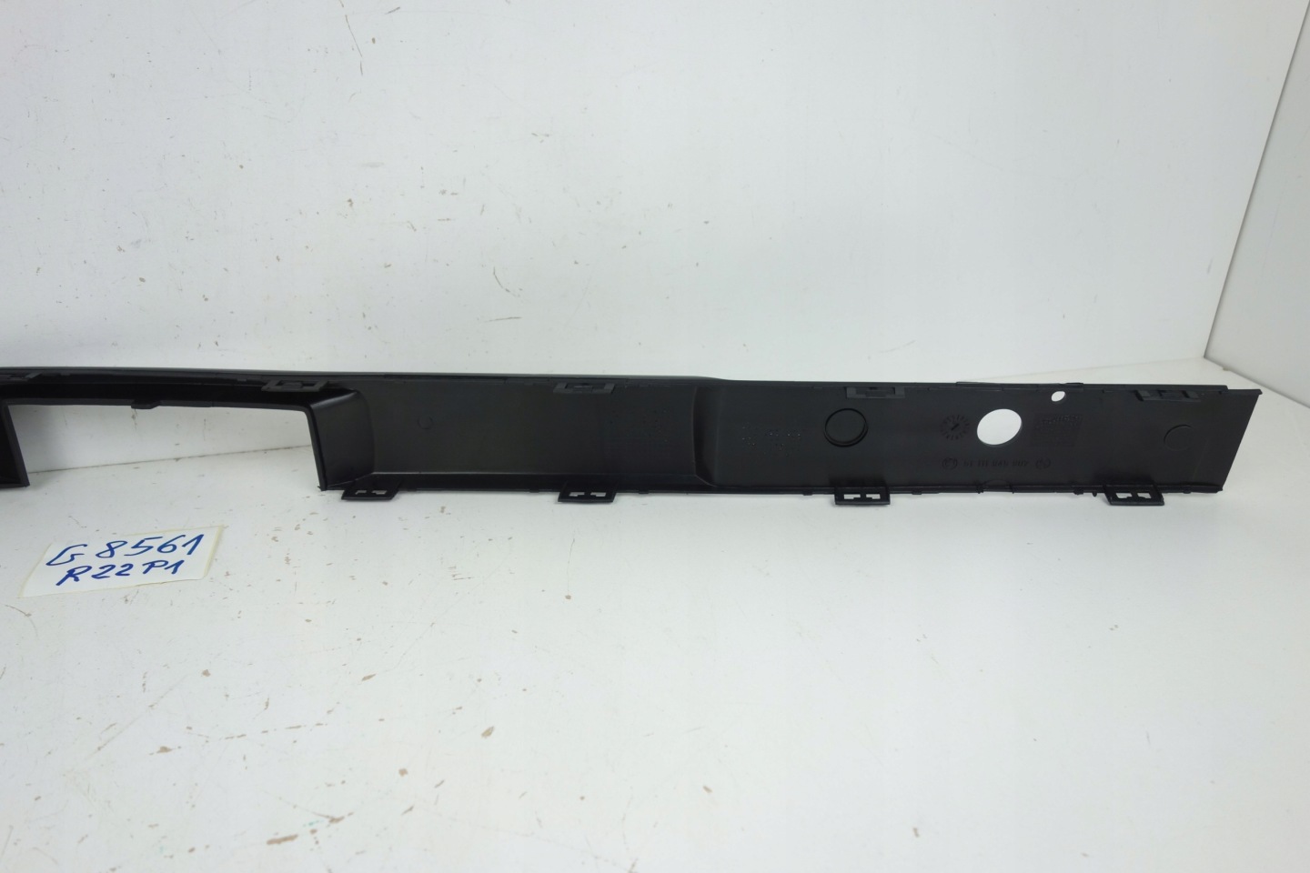 BMW E30 lišta pod LAMPE SZEROKA nová! OE! 1945907