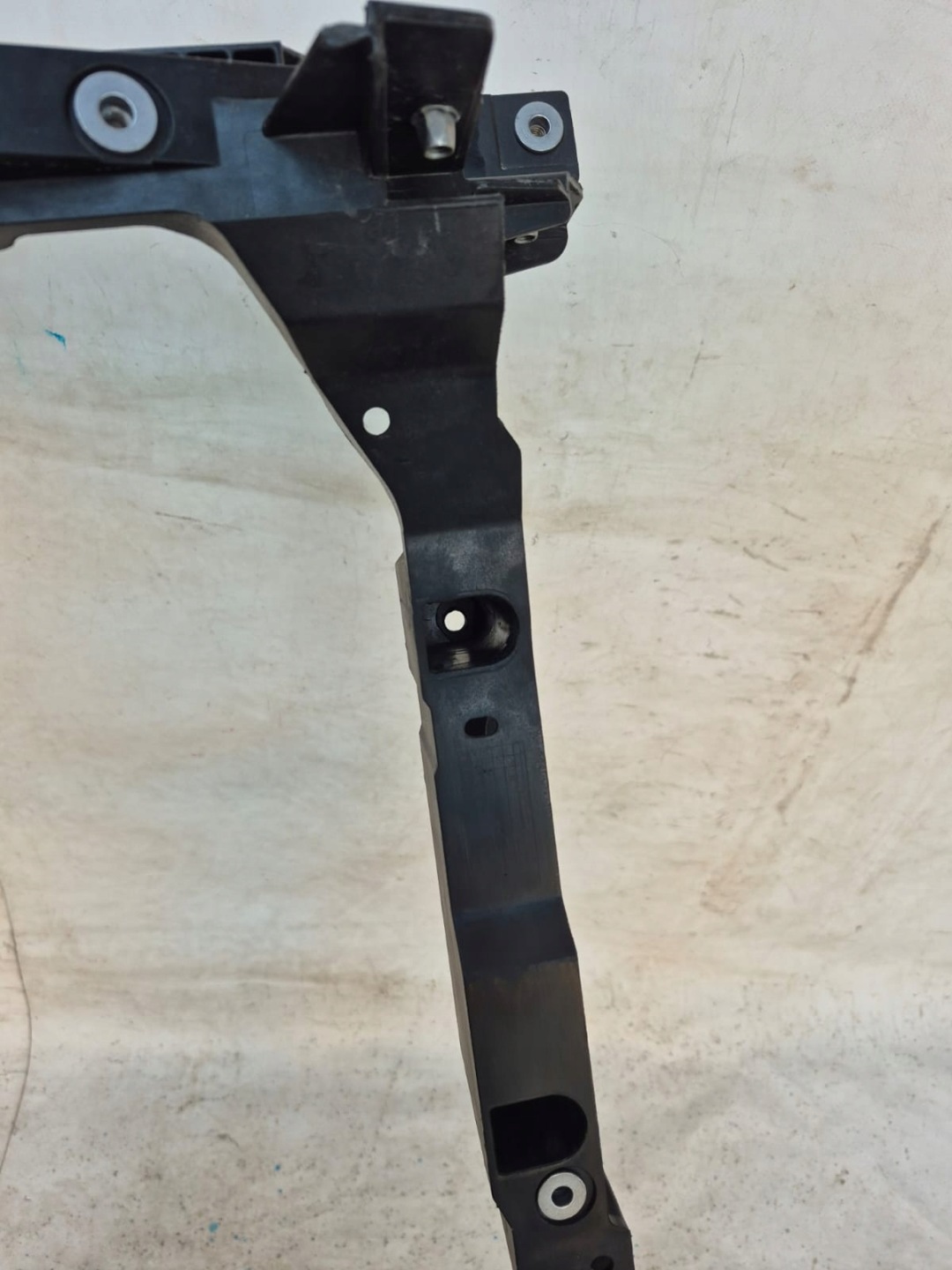 BYD HAN EV 20- support panel for radiators pillar iron 5301290