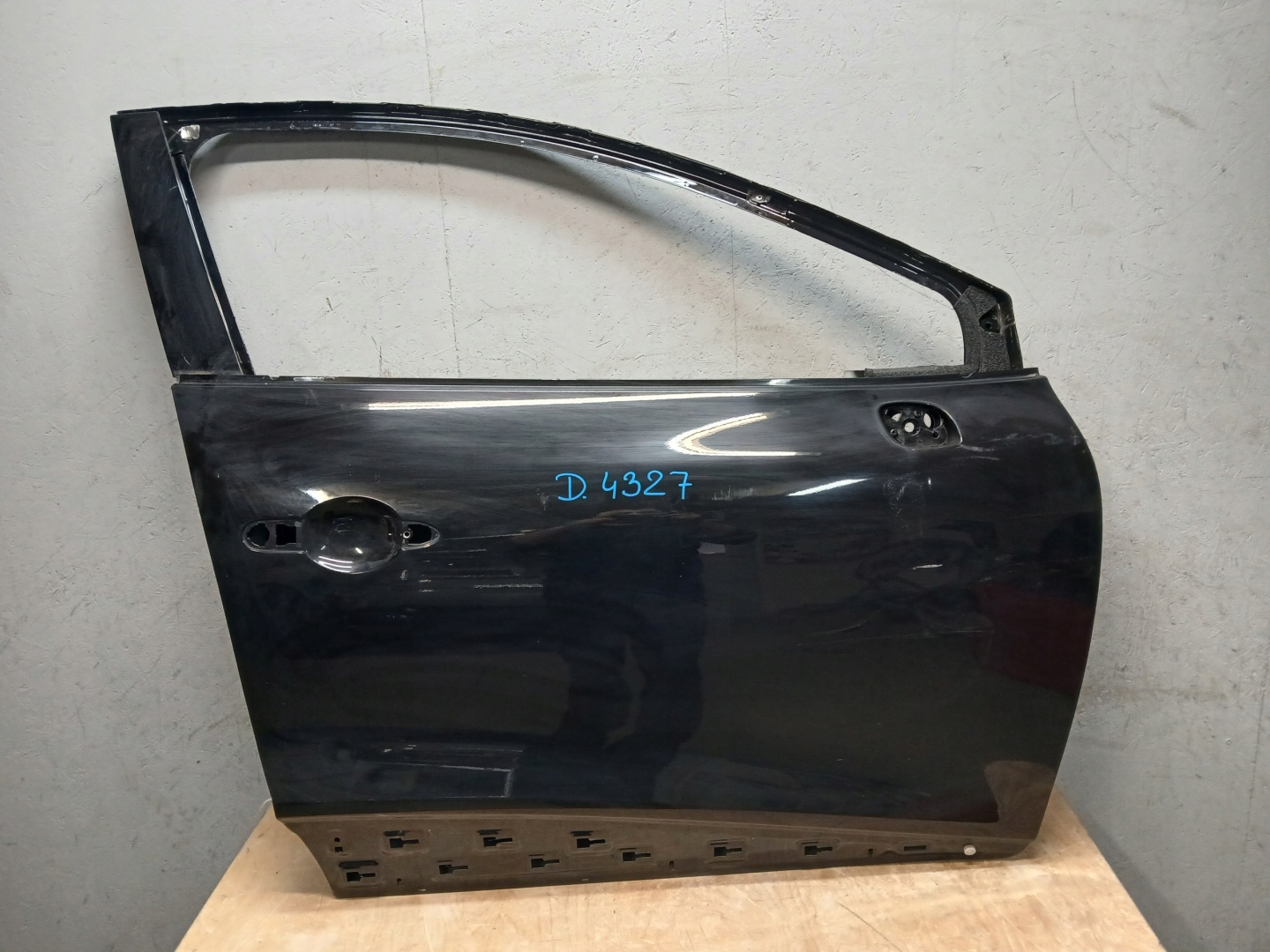 dveře předek pravé RENAULT CLIO IV 4