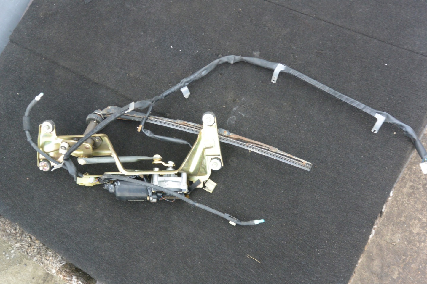 Wischergsetänge heck heckklappe TOYOTA 4RUNNER II