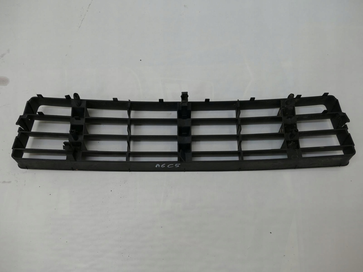 AUDI A6 C5 sedan grid of a bumper front front
