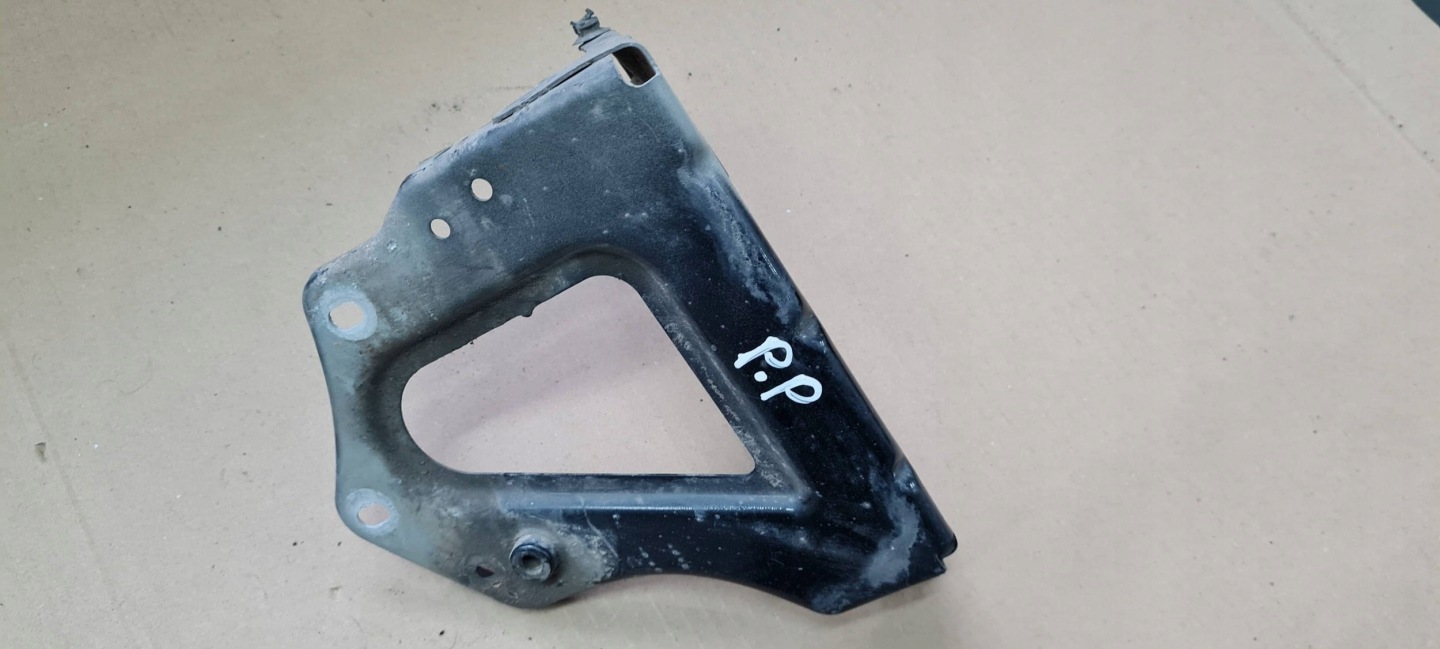 A6 C6 LIFT Poignée Console Support plaque Aile Droite Avant LZ9Y 4F0821136A