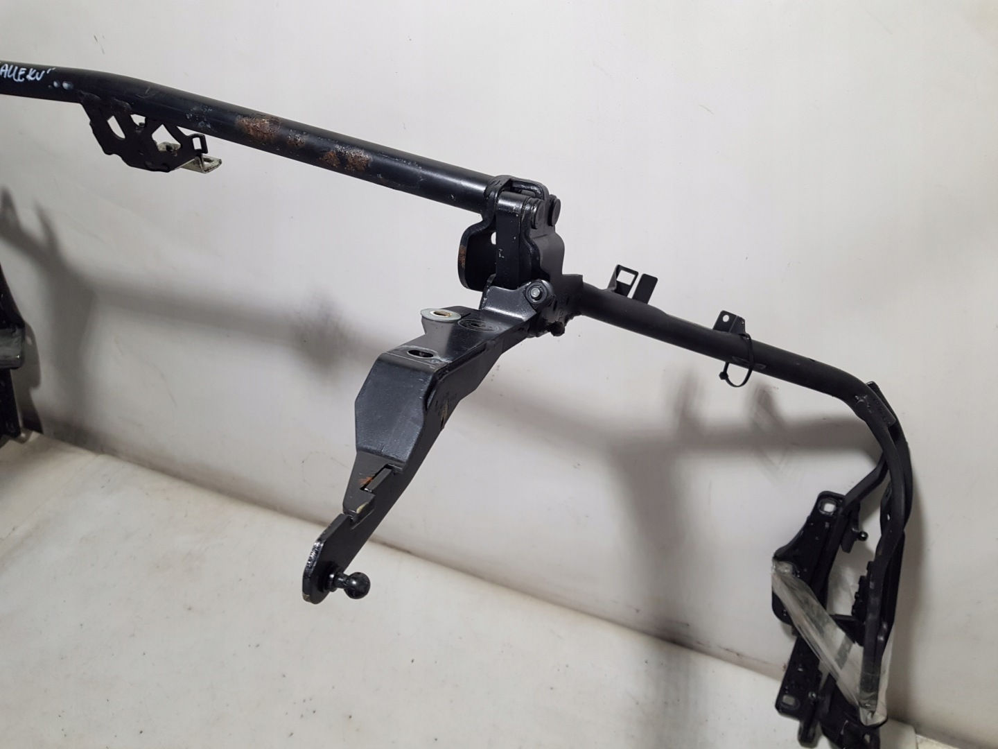 support mécanisme toit du capot MERCEDES SL R230 W230