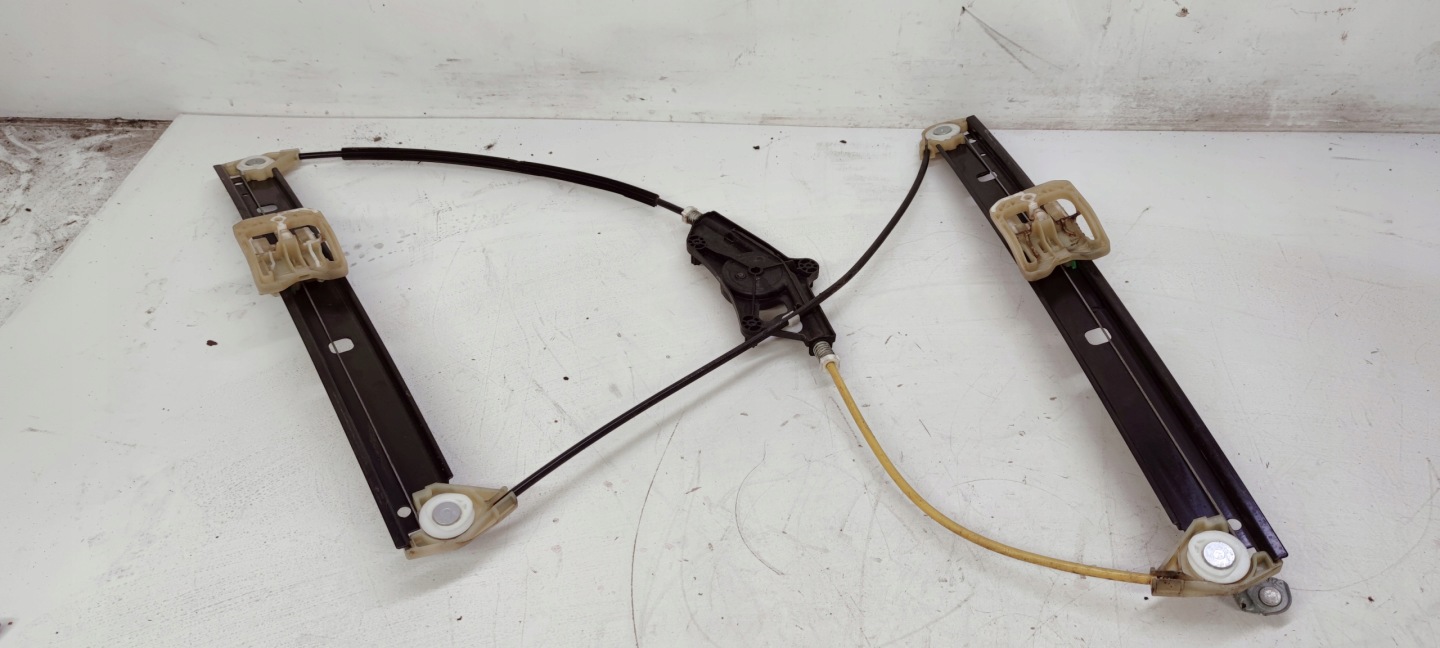 mechanism windows right front AUDI A4 B9 8W0837462
