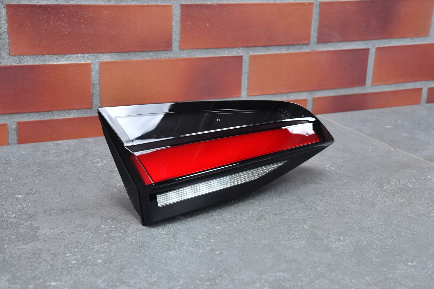 light left rear part rear trunk door BMW 2 U06 0km! originál 8494363