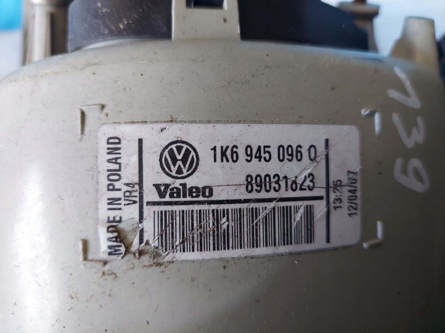light GOLF V HB 1K6945096 right rear part