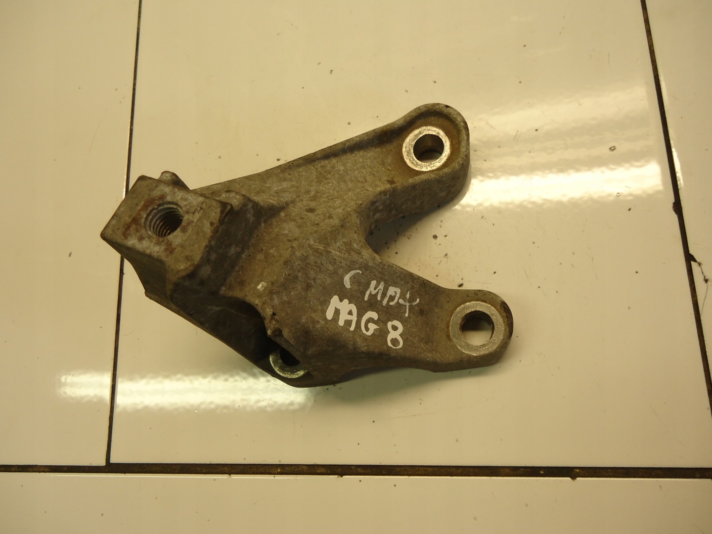 FORD FOCUS C-MAX MK2 2.0 Getriebehalter getriebe 5M51-7M125-VD