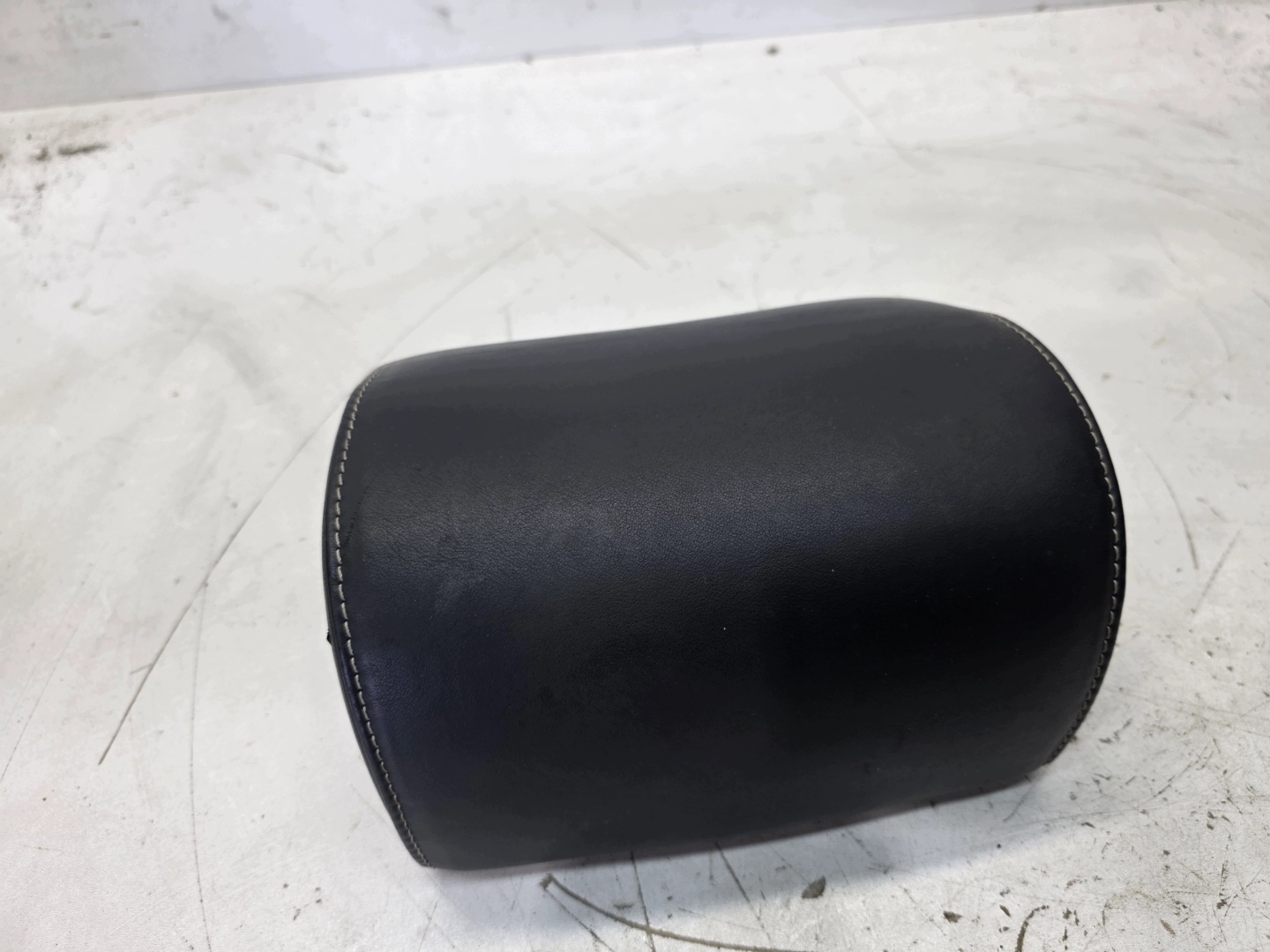 rest rear seat left or right rear part AUDI A6 C6 leather BIALA NIC
