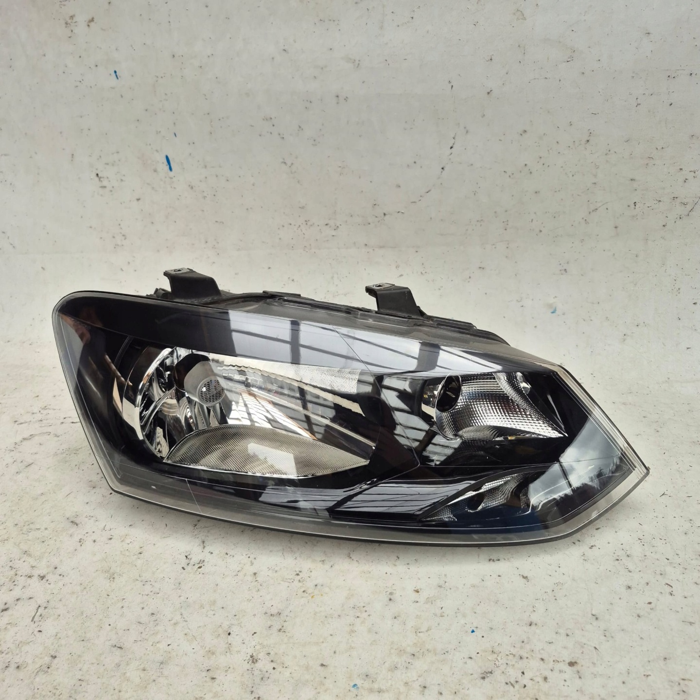 VW POLO V 6R 09- light right front front 6R1941016E
