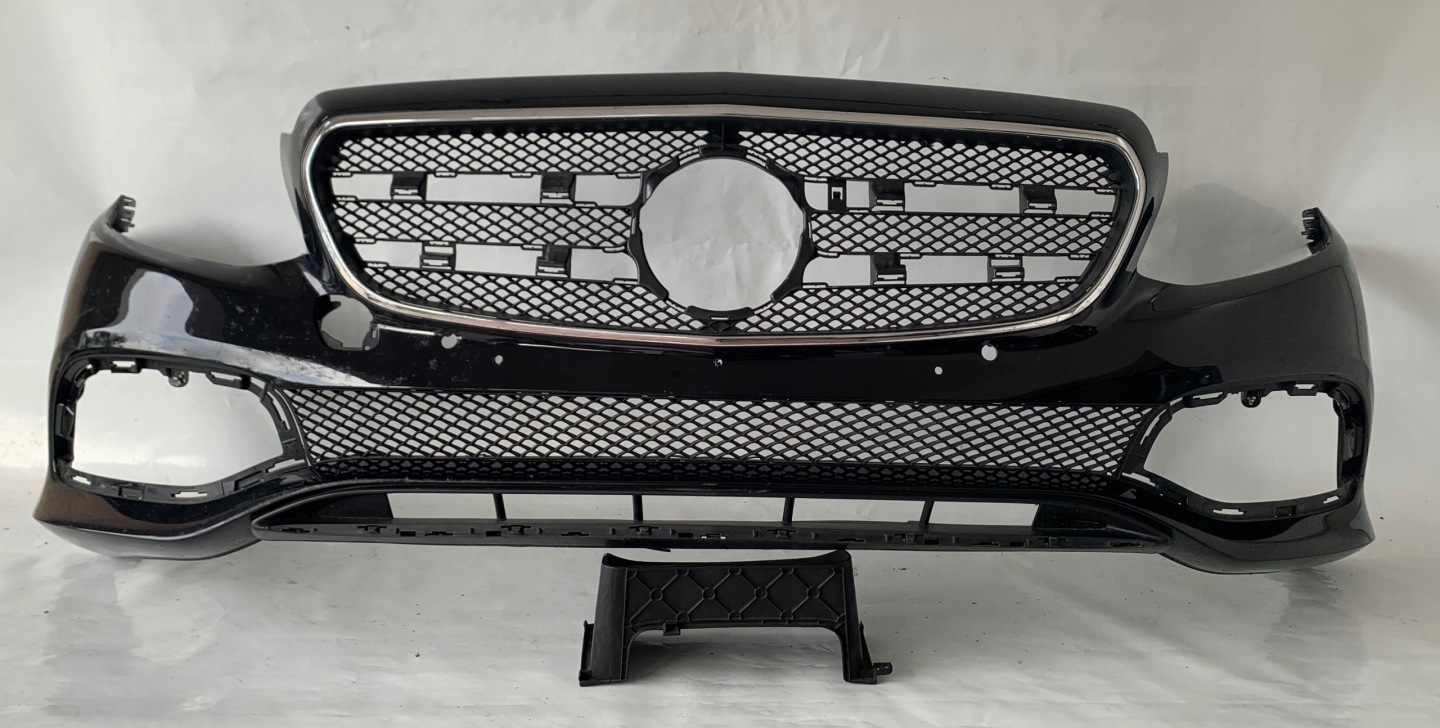 of a bumper front front MERCEDES E-KLASA 213 PDC
