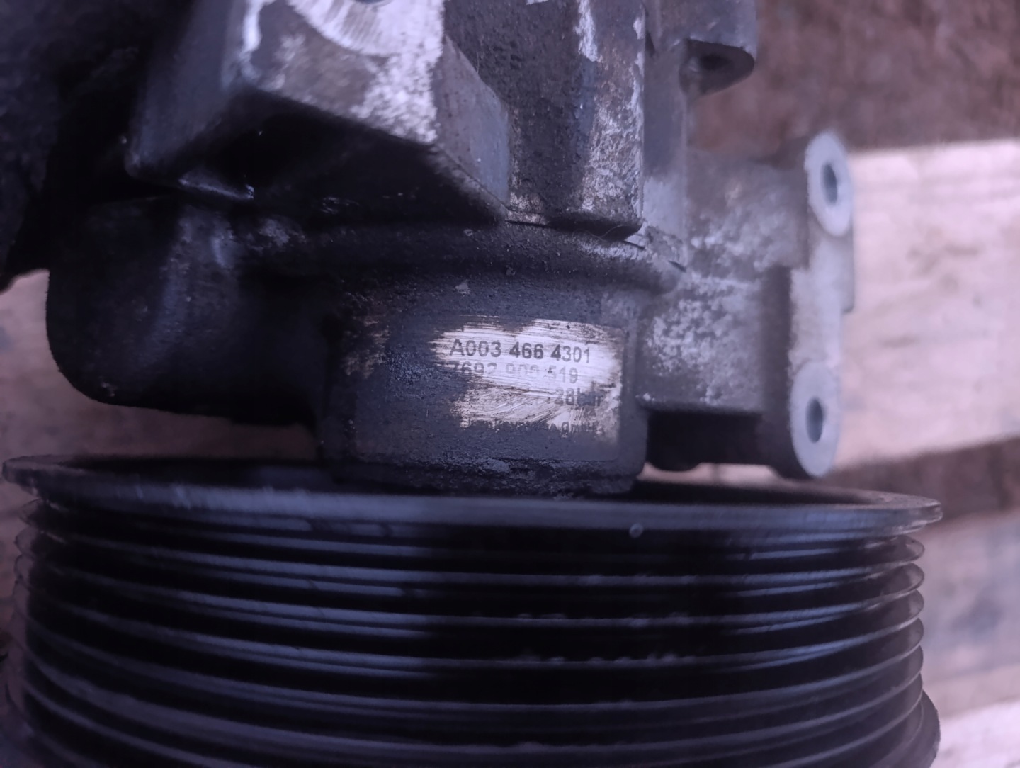 Pompa servosterzo MERCEDES C 204 A0034664301
