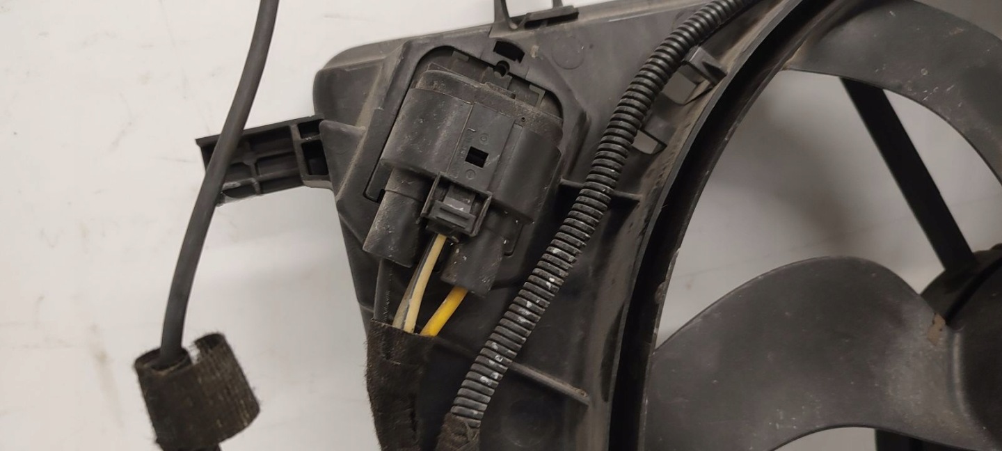 ventilátor chladiče Opel Astra J LIFT 1,6