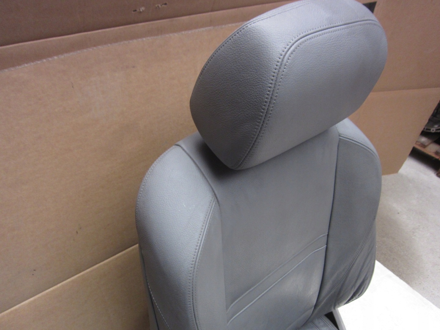 BMW E70 X5 seat left driver´s grey leather original electrical SPORT EUROP
