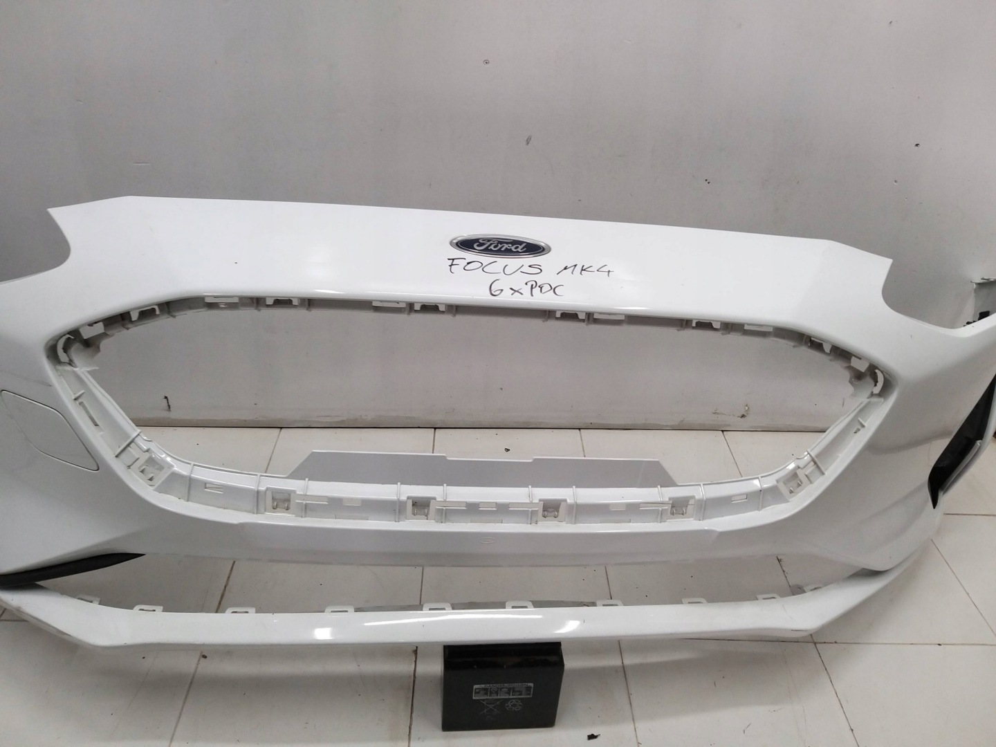 FORD FOCUS MK4 18R- bumper front front JX7B-17757-A