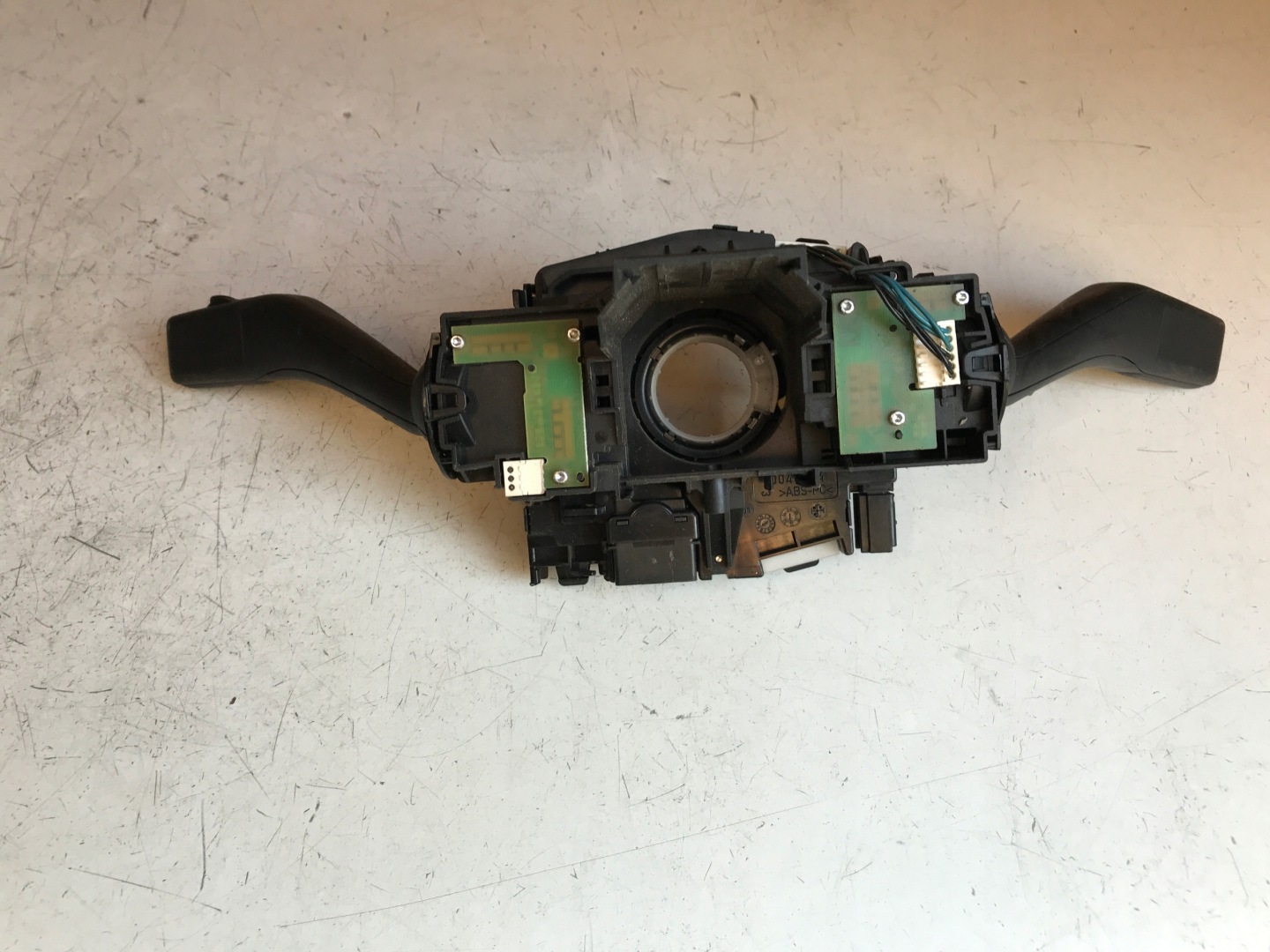 GOLF VI steering wheel levers and controls ring airbag control