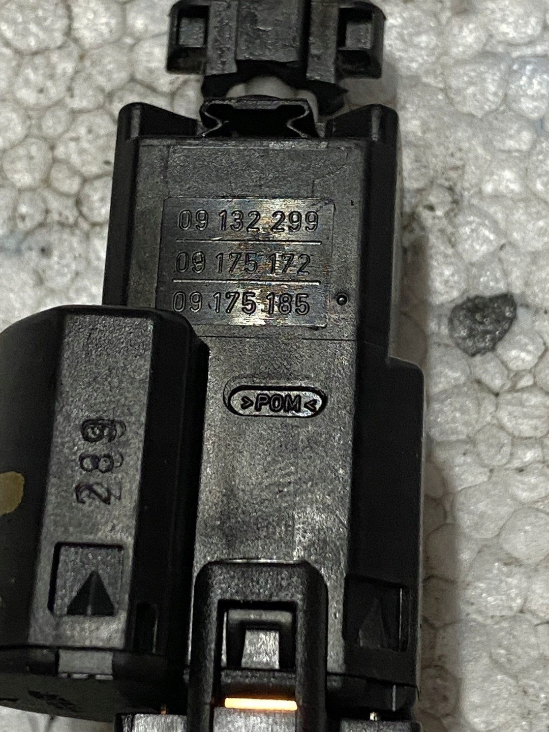 Sensor SWIATLA STOP STOPU OPEL ZAFIRA A 09132299