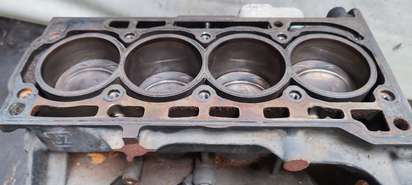 Blok dol des motors VW Golf plus 1,4 TSI CAX