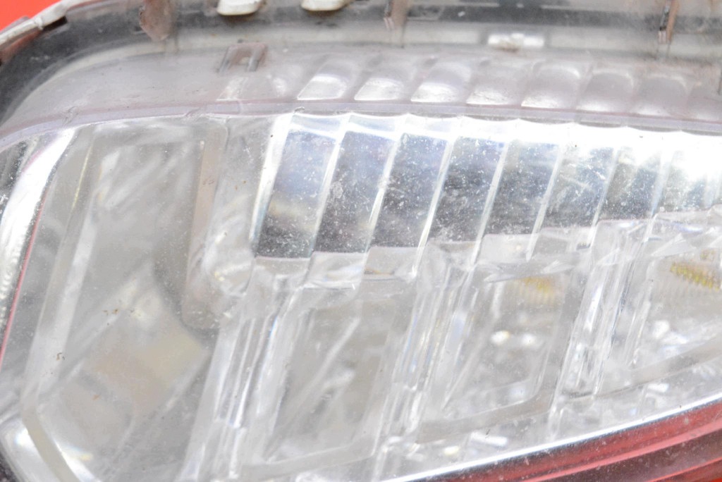 fog light left front front 31323115 VOLVO V40 2 II 12-16