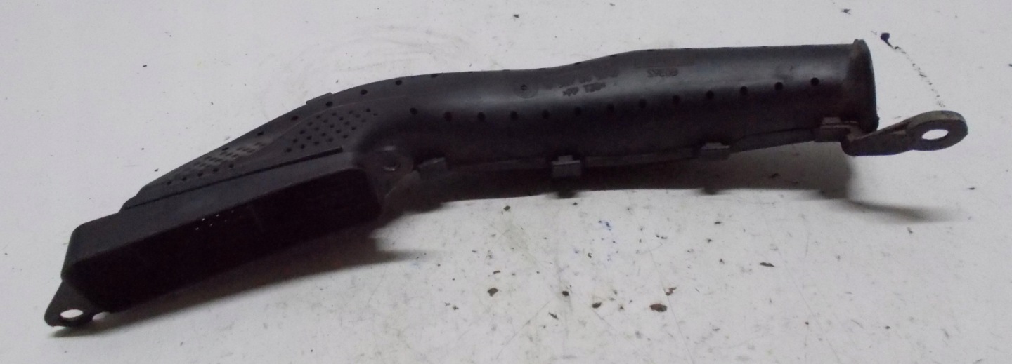 FORD FOCUS MK3 2.0 TDCI 13R intake air AV61-9E635-BD