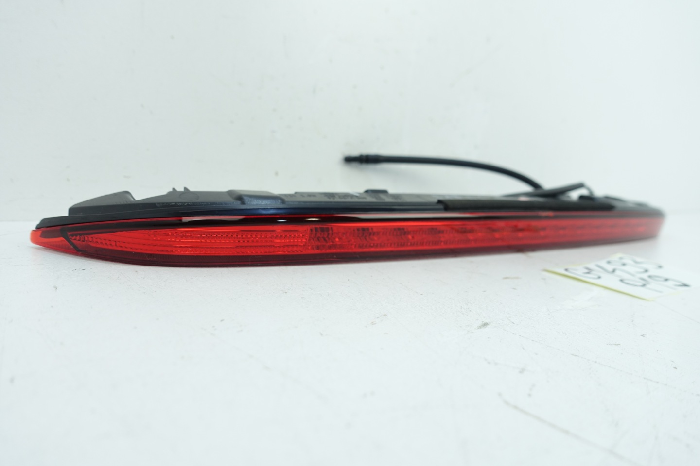 KIA XCEED 2019- TRZECIE light STOP 92700-J7300