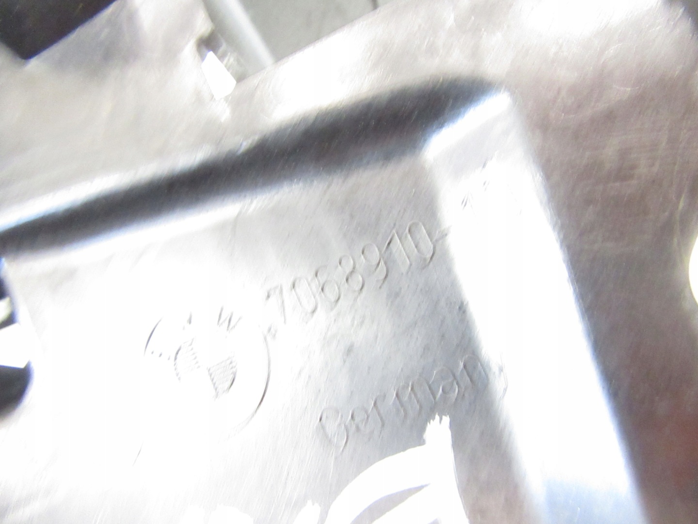 moulding cover grid bracket boot right BMW e91 KOMBI