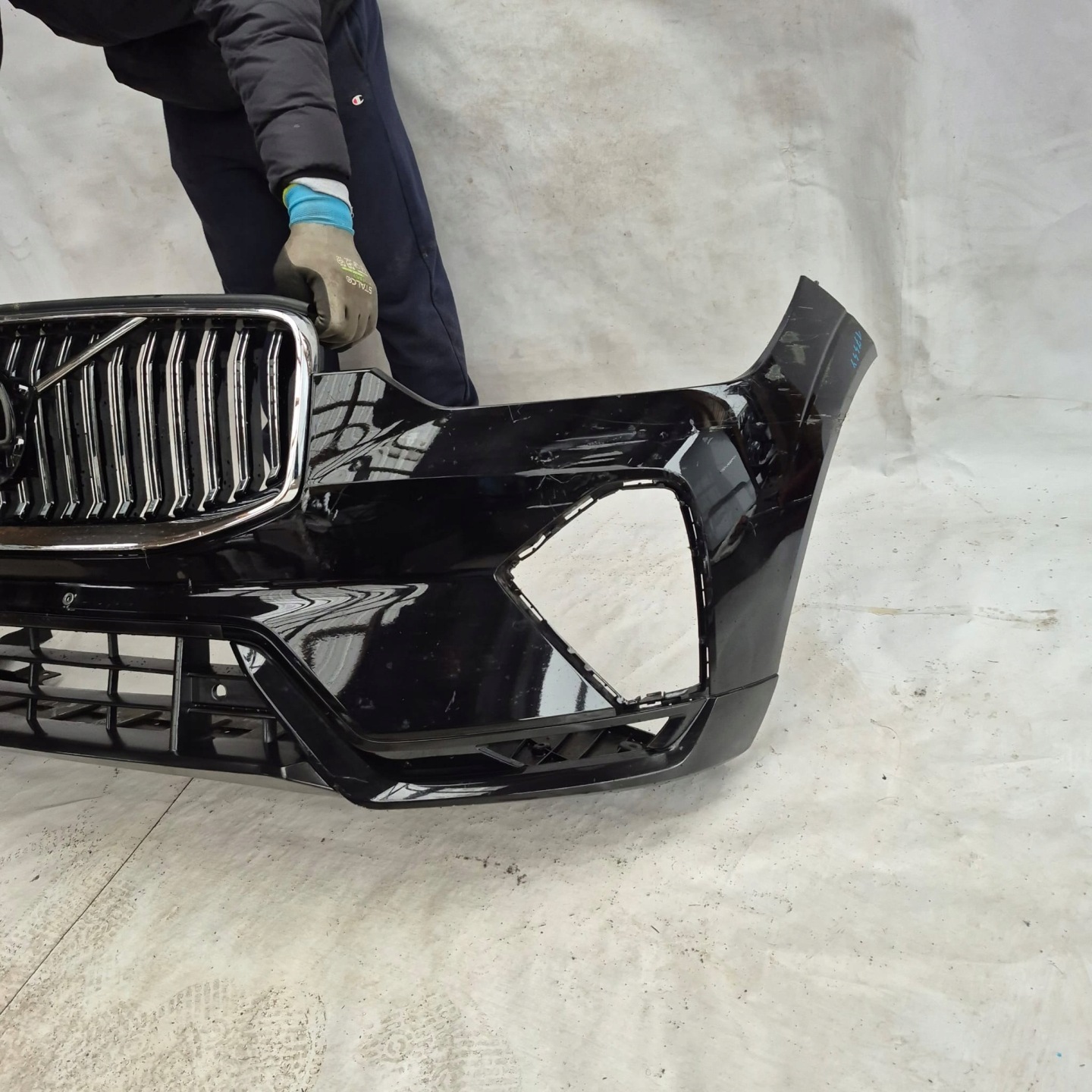 VOLVO XC60 II 2 R-design LIFT 21- bumper front front 4XPDC 32234958
