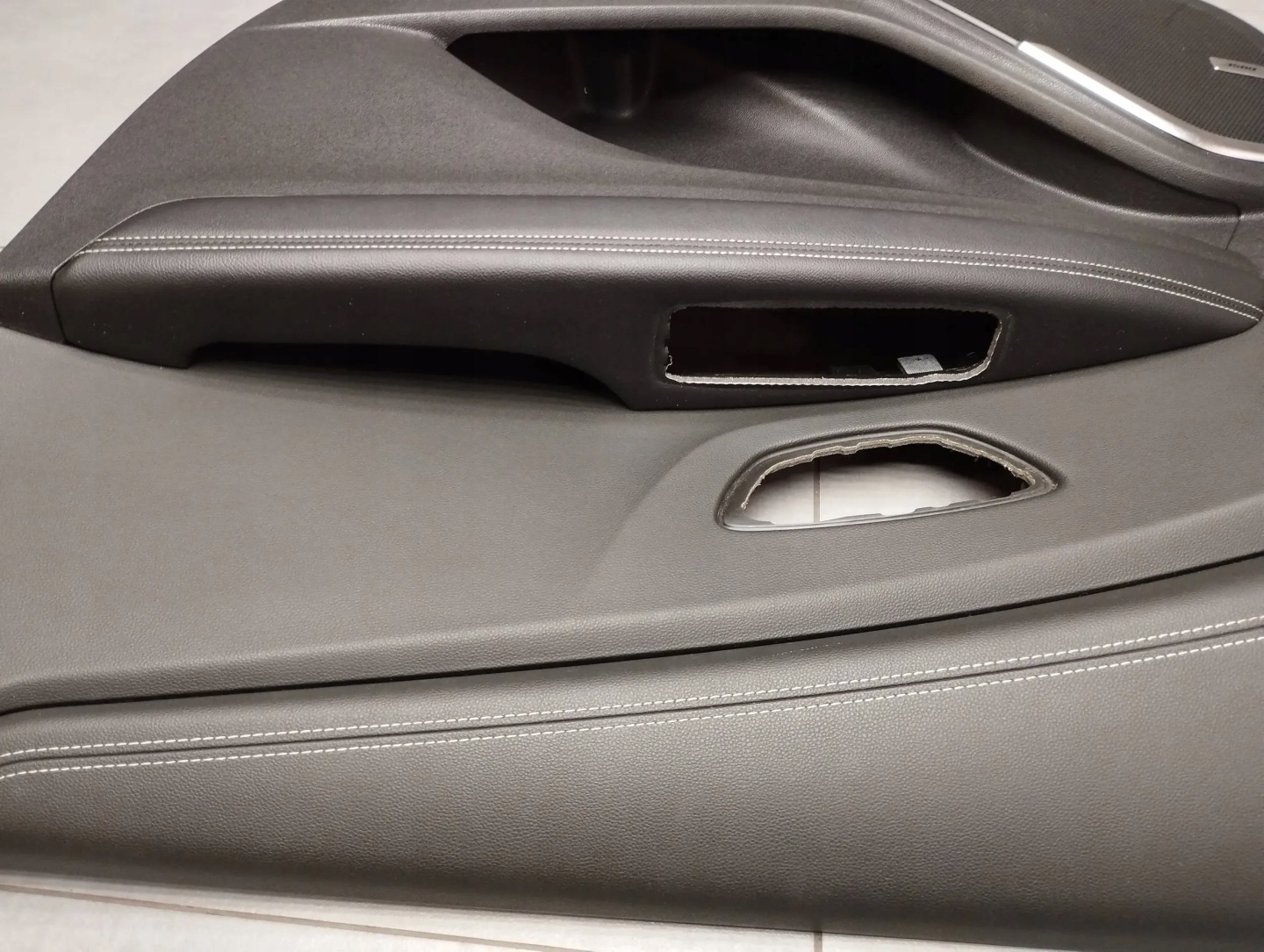 Renault Grand scenic IV side door right front 809006510R