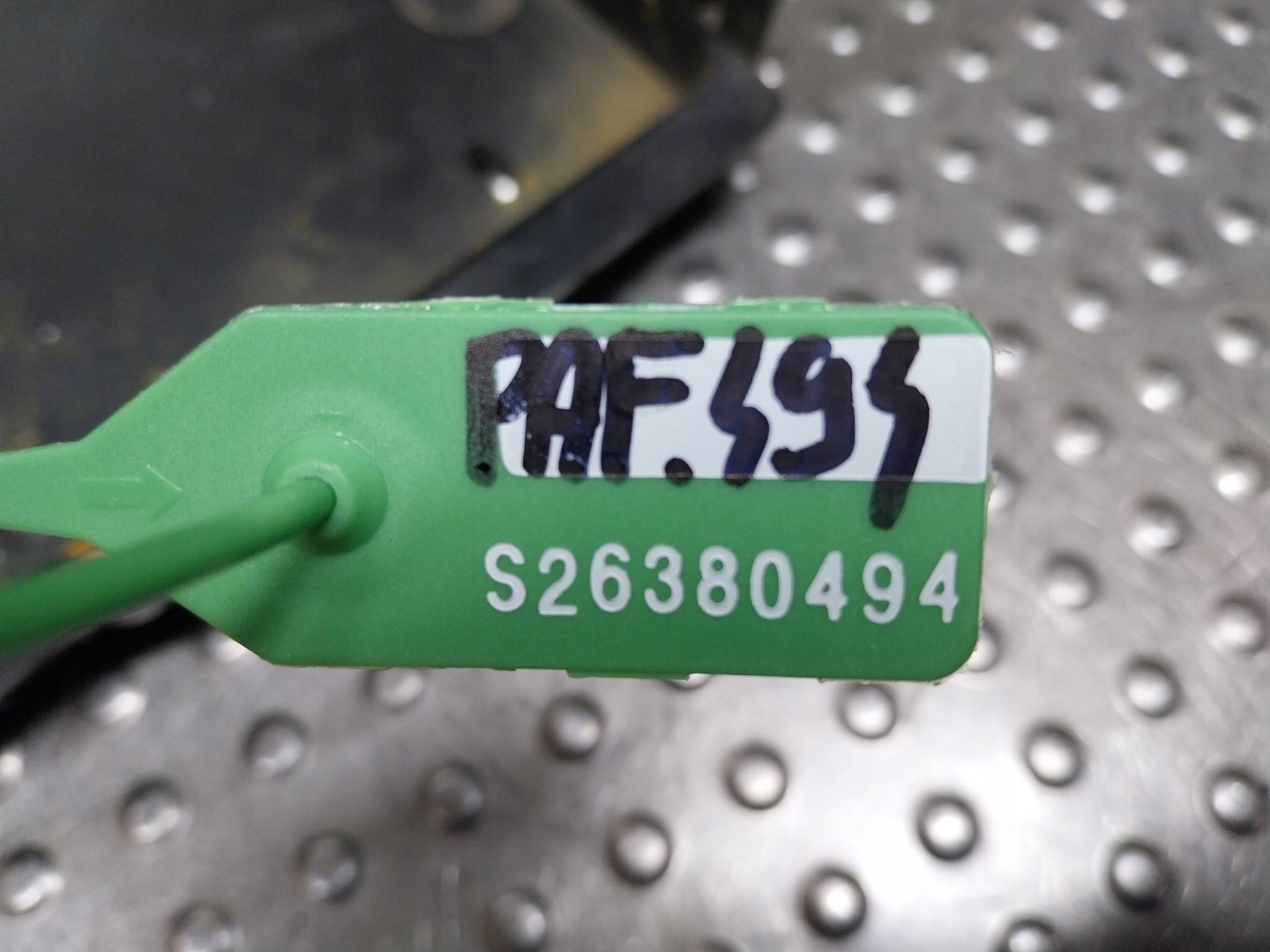 Blende Abdeckung Gehäuse AKUMULATORA AM51-10723-AD FORD C-MAX MK2 FOCUS MK3