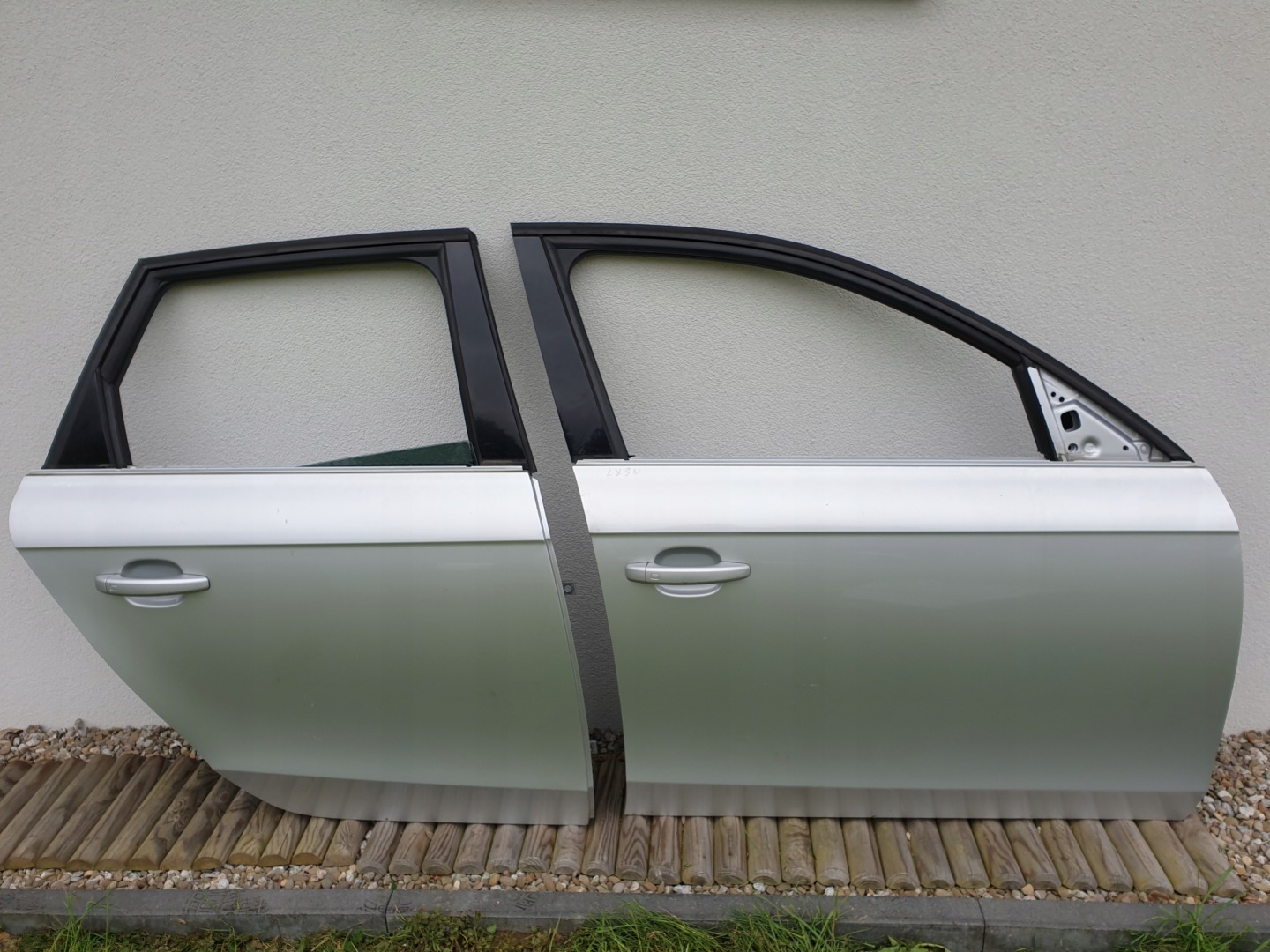 door right front AUDI A4 B8 2008- LX7W KOMBI