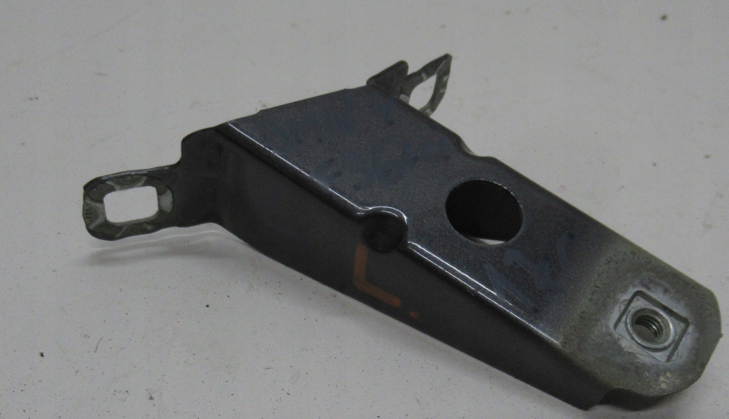 BMW 4 F36 17R Support plaque Aile