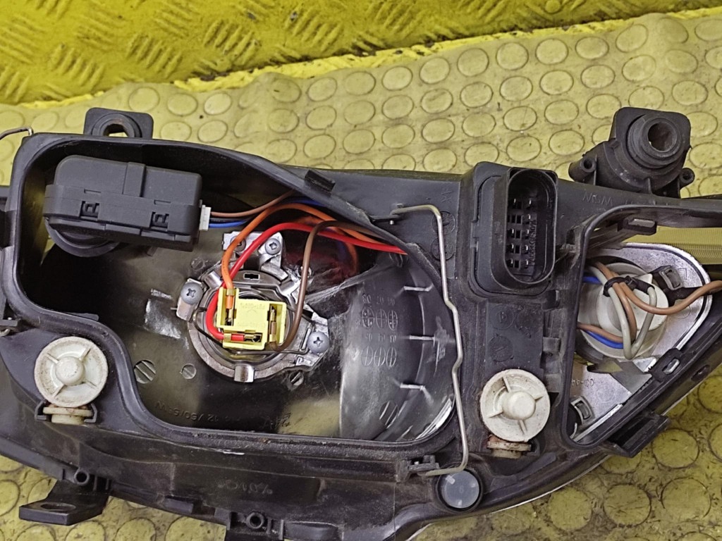 SEAT IBIZA III REFLEKTOR light left front
