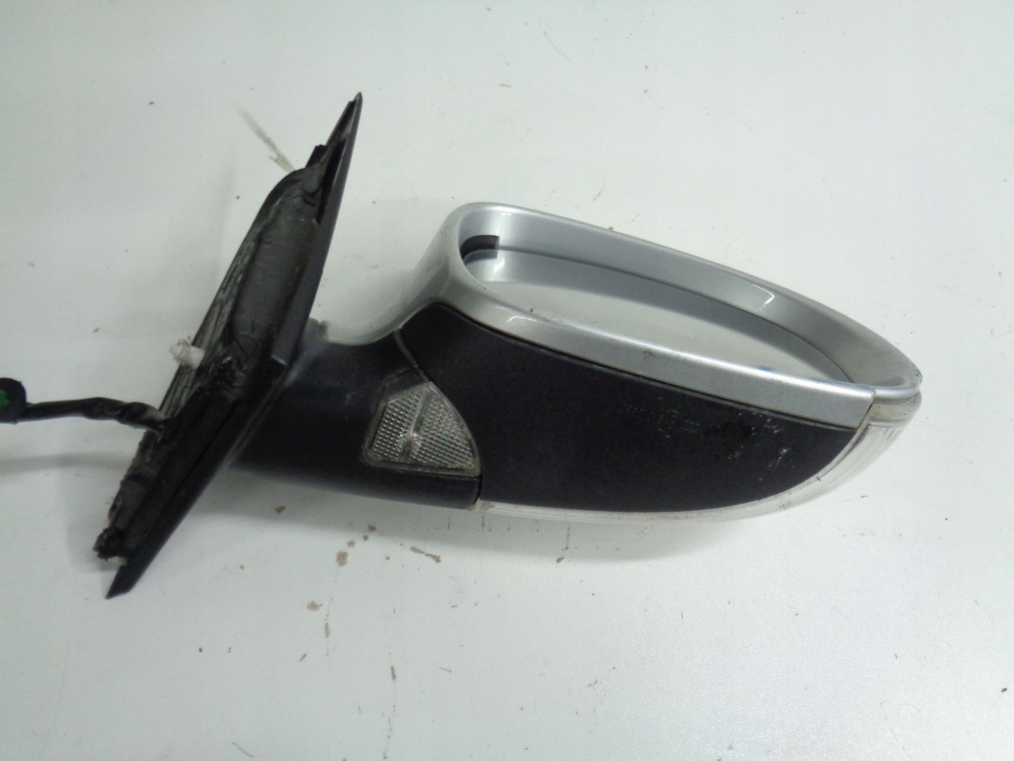 VW PASSAT B6 mirror right 9 PIN LA7W 05-10R