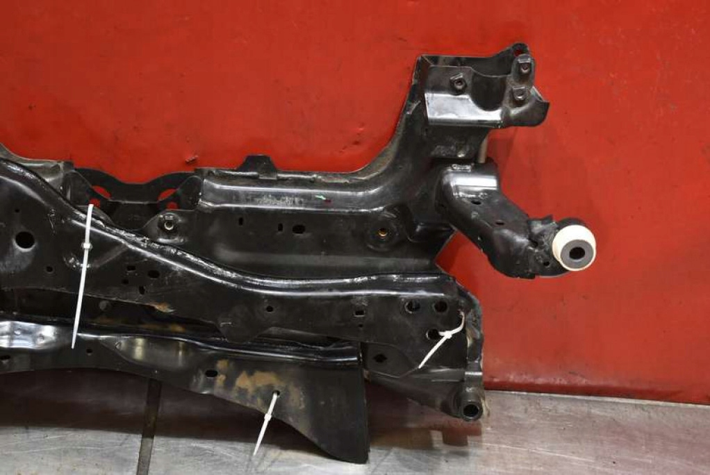 axle beam sider subframe axle beam front FORD KUGA MK3 3 III 1.5 ECOBOOST 150 KM