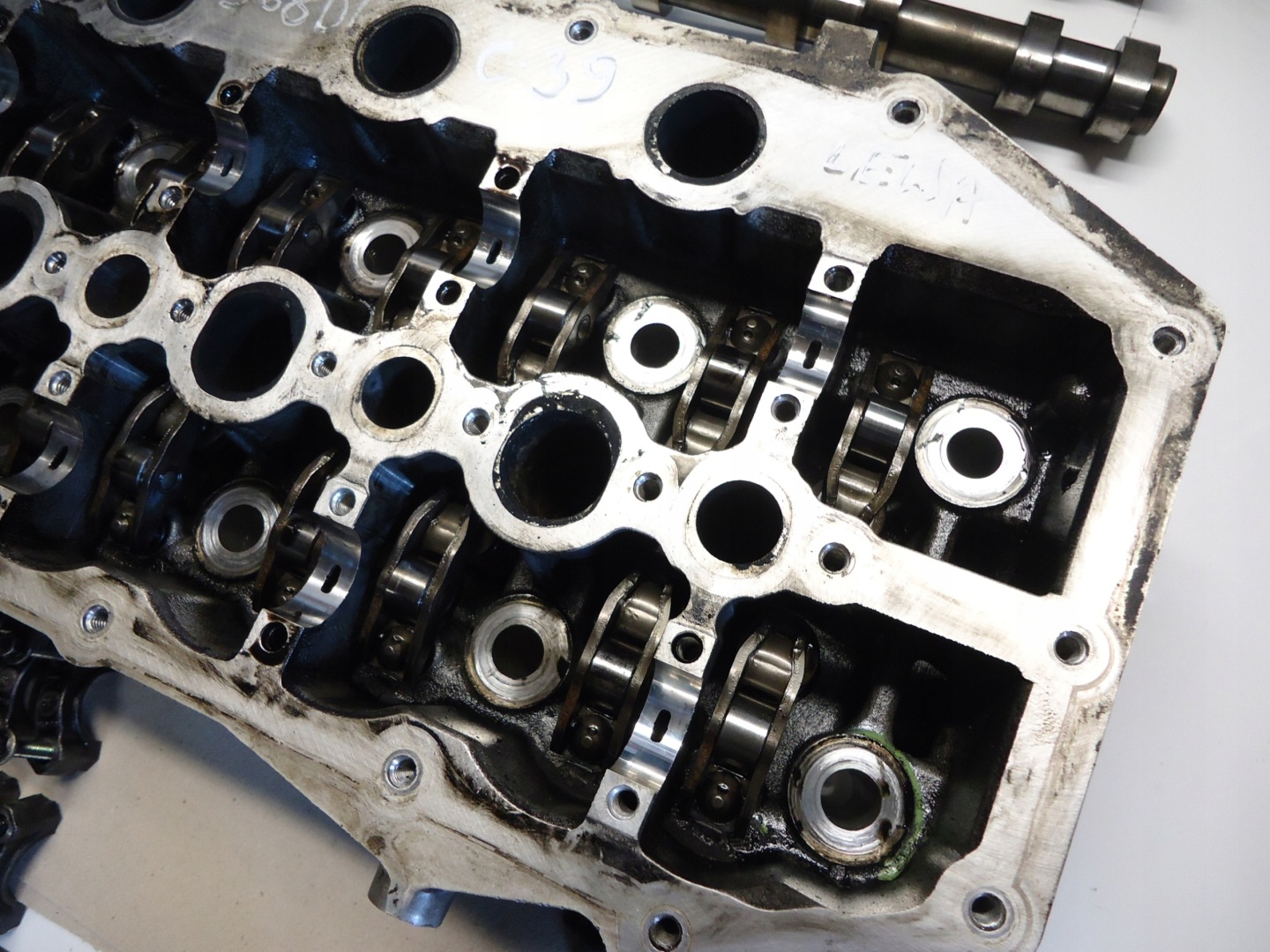 RANGE ROVER SPORT 3.6D V8 head. left KOMPL 6H4Q-6C064-CB