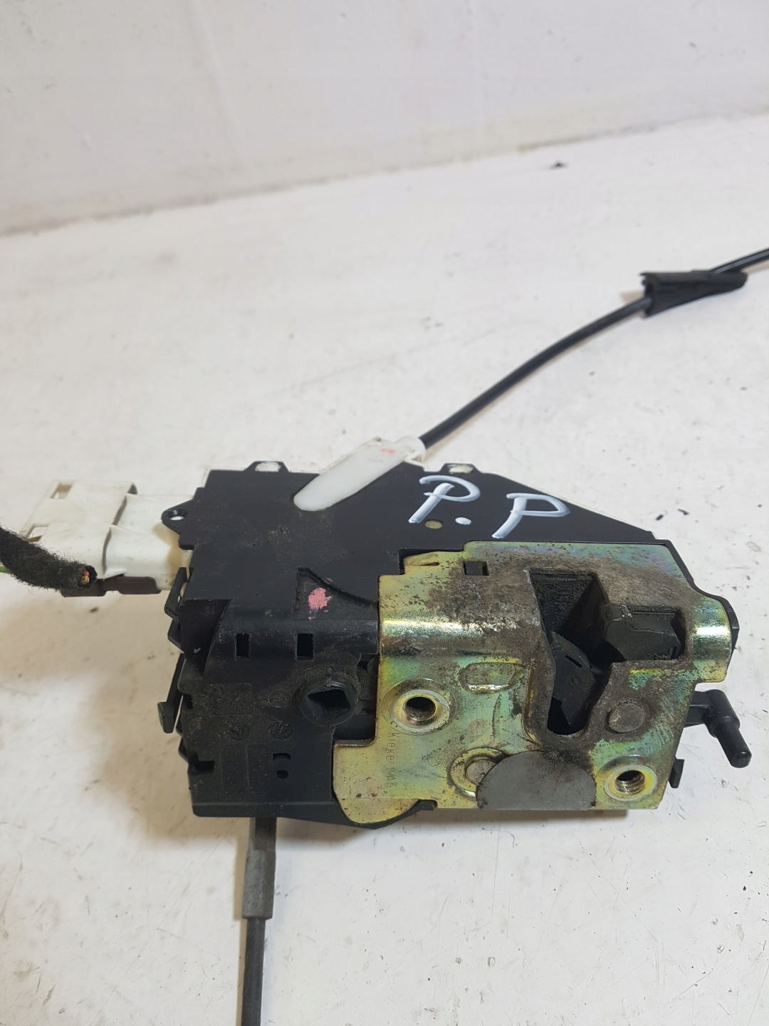 lock door right front CITROEN C4 6 PIN 9647172680F