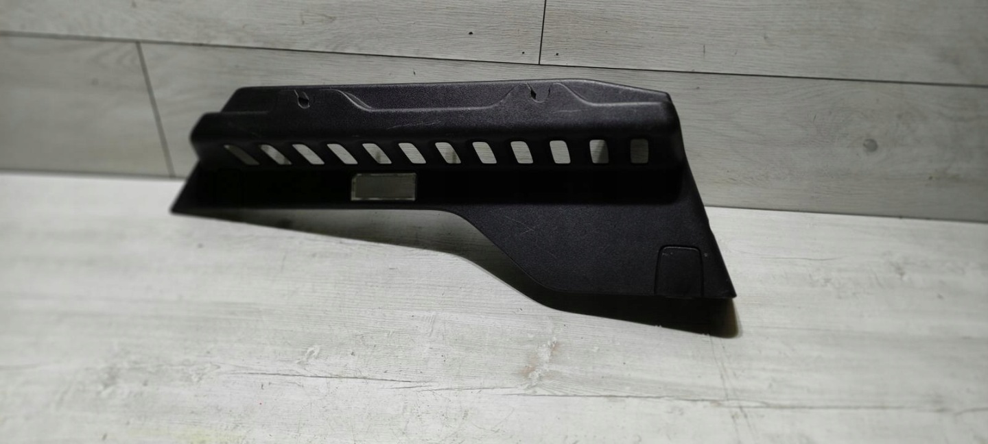 holder polki rear part left Peugeot 2008 14r