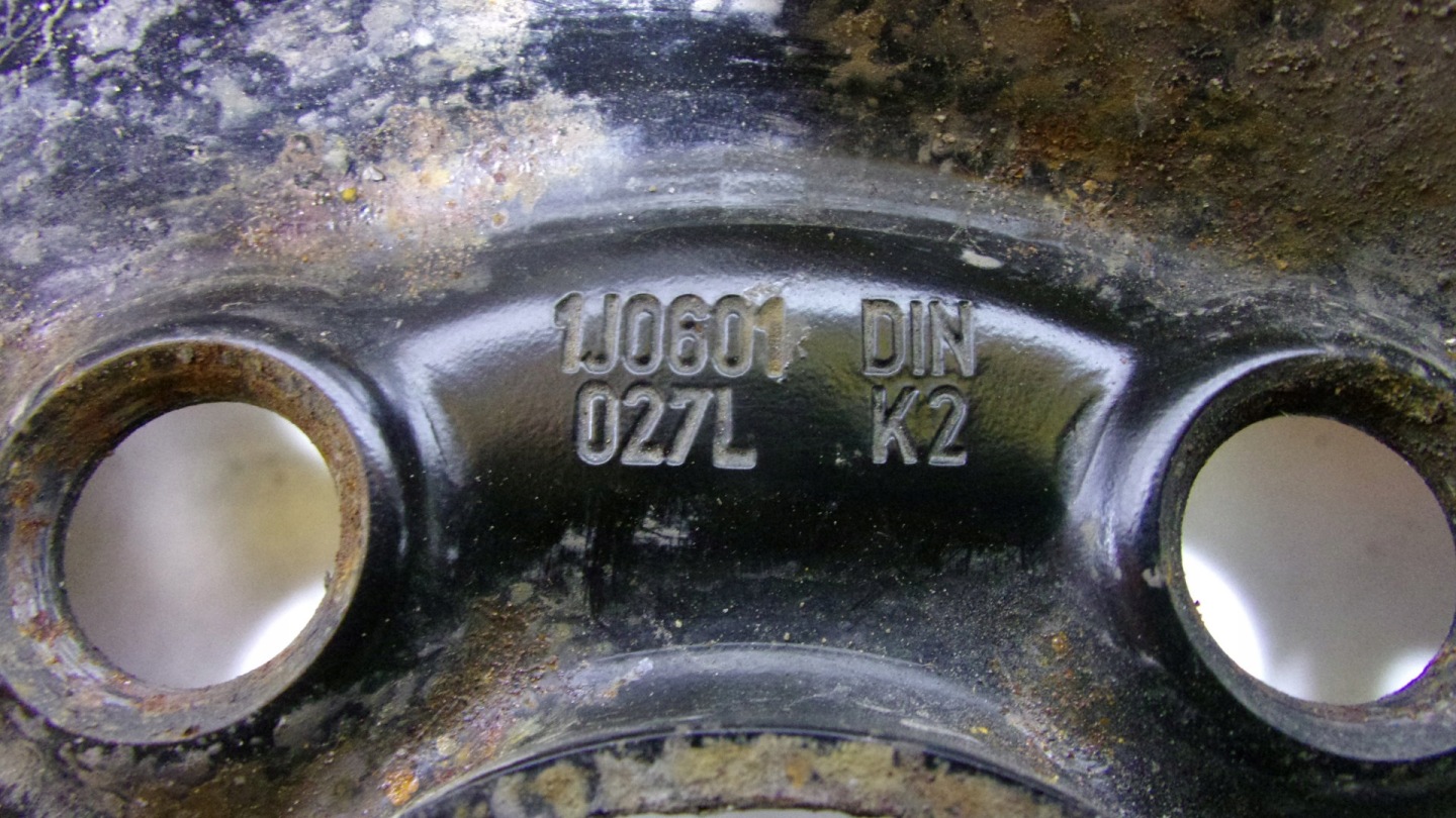 wheel spare 16 VW BORA gear lever + boot floor well