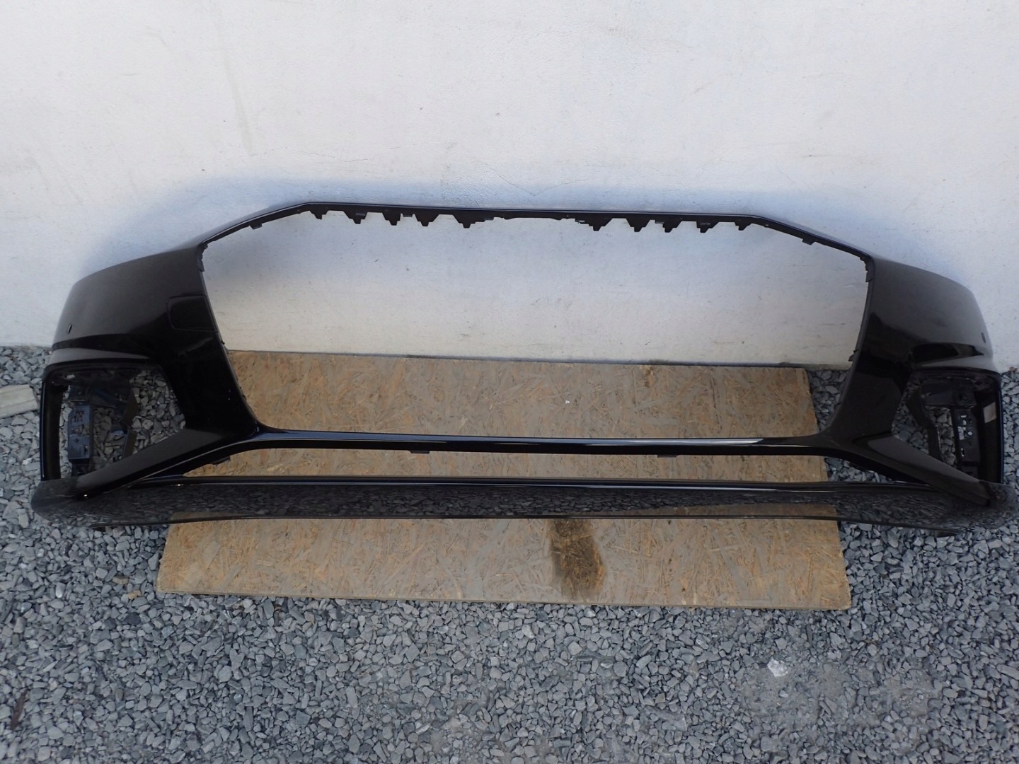 bumper front front AUDI A4 B9 8W LIFT 2019