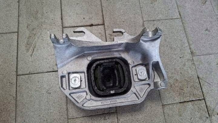 engine mount Renault Captur II Arkana Clio VI Dacia Bigster 112531060R