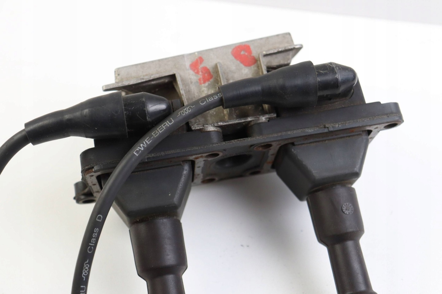 AUDI A4 B5 coil ignition 1.8 replacement DLA 058905105A