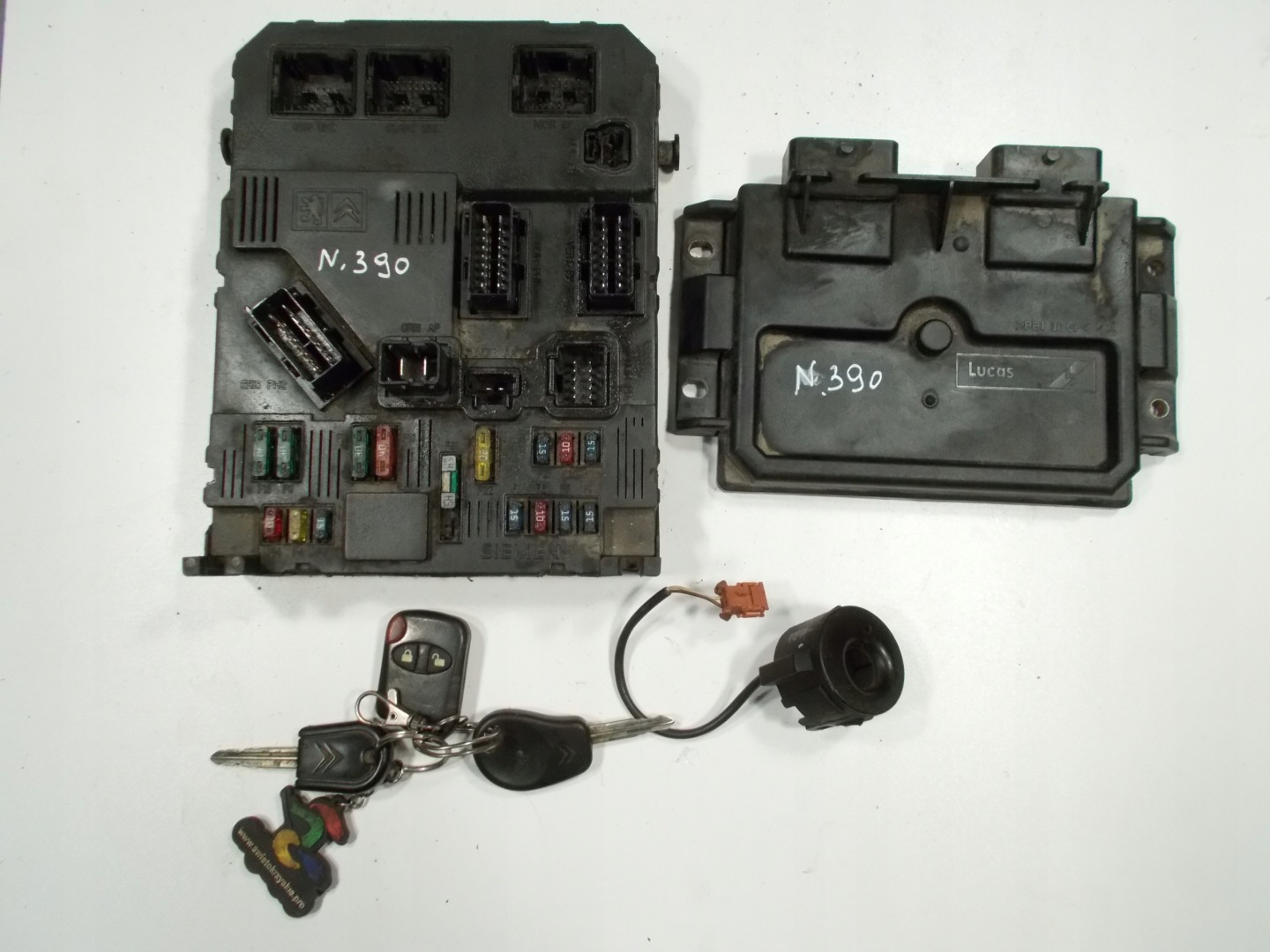 Montaggio IMMO computer PARTNER e BERLINGO e 1,9 D. 9650359580 9650360280