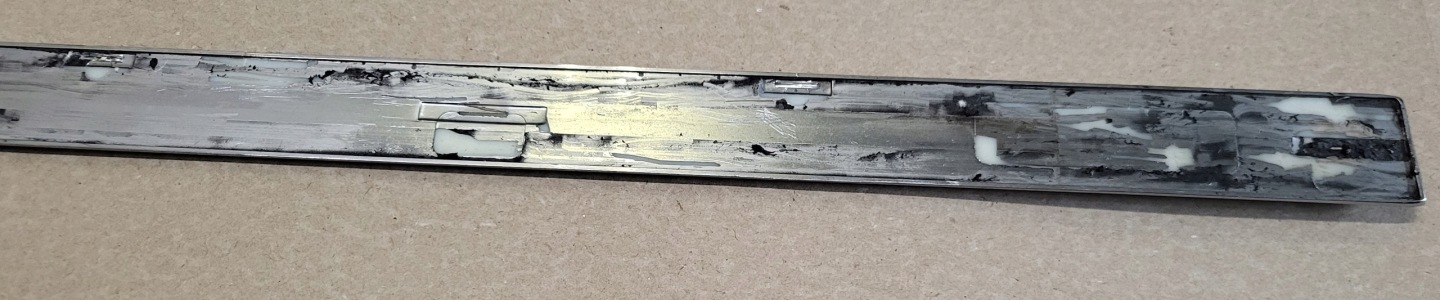 moulding chrome Z door left front FIAT LINEA OE