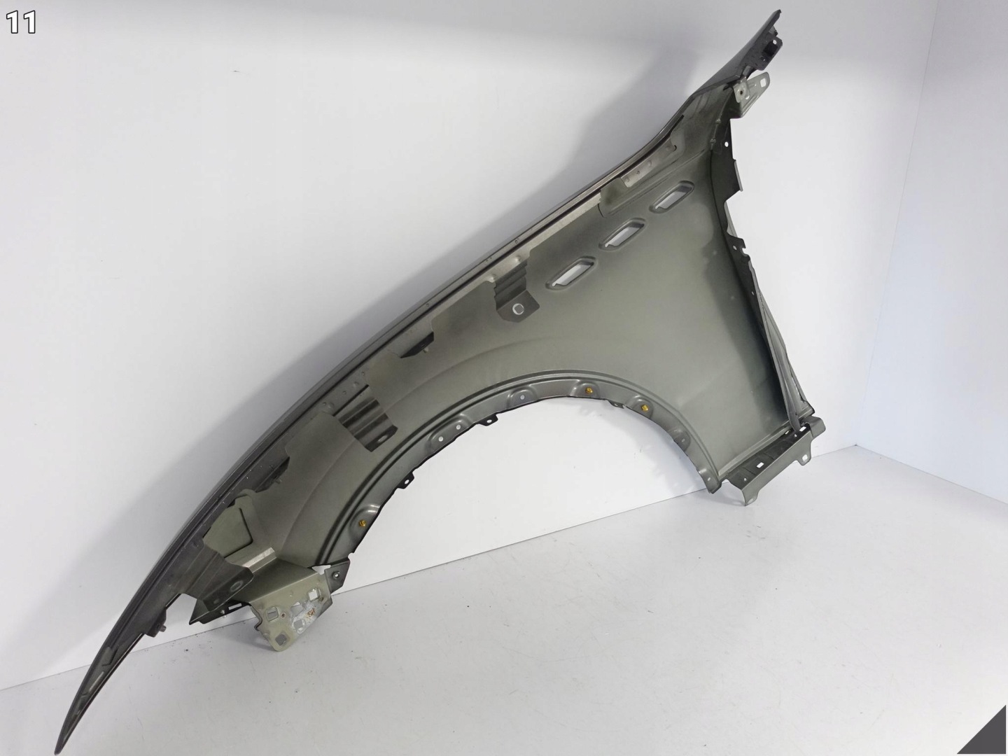 MASERATI LEVANTE M161 16-24 fender FENDER right front