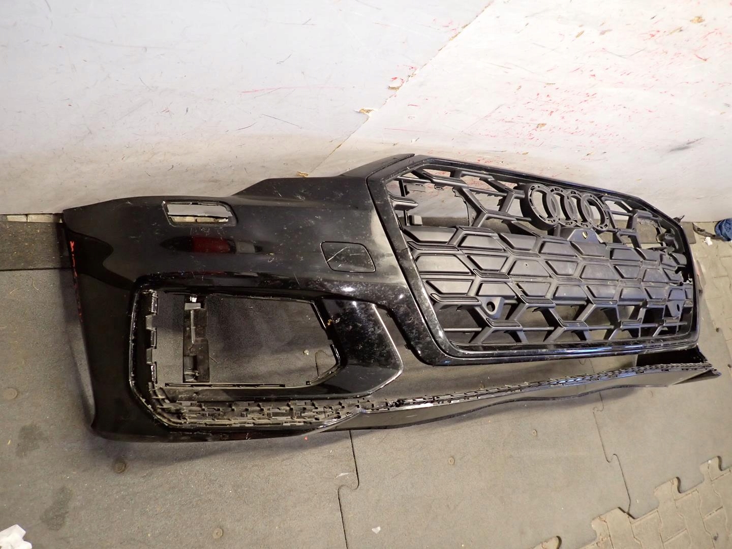 nárazník předek přední AUDI A6 C8 2018- S-LINE 4K