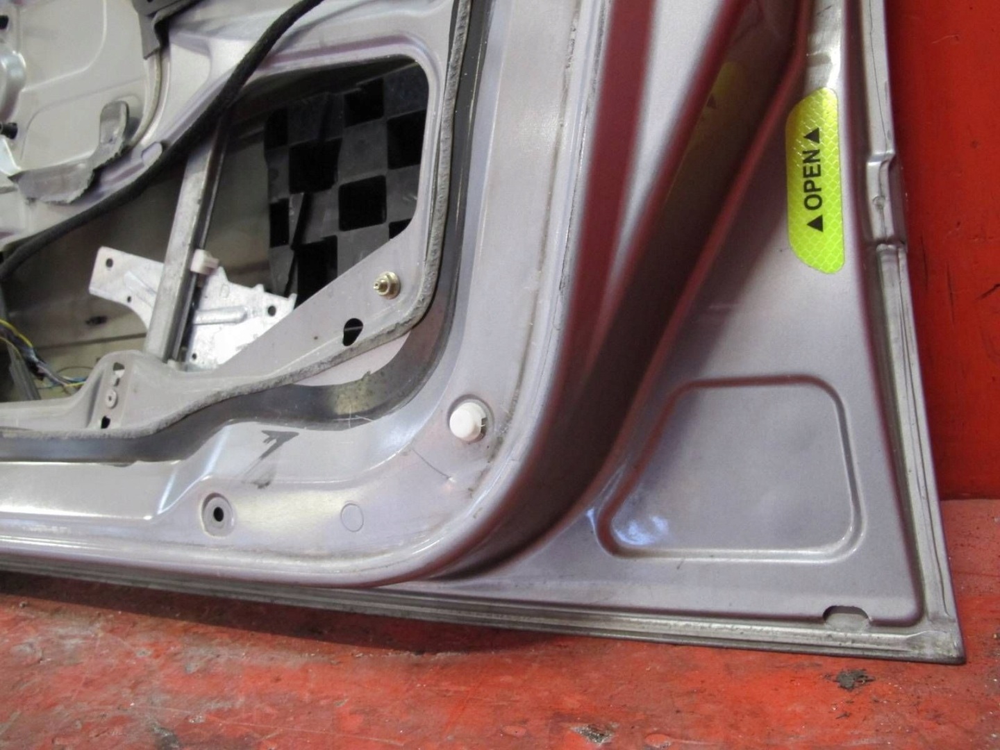 PEUGEOT 307 01- door right front front silver EZAC