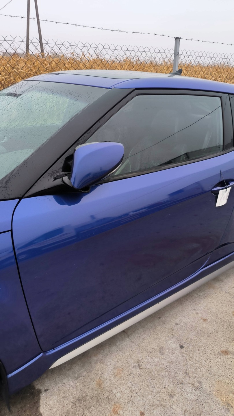door left front UU9 HYUNDAI VELOSTER below MONTAZ
