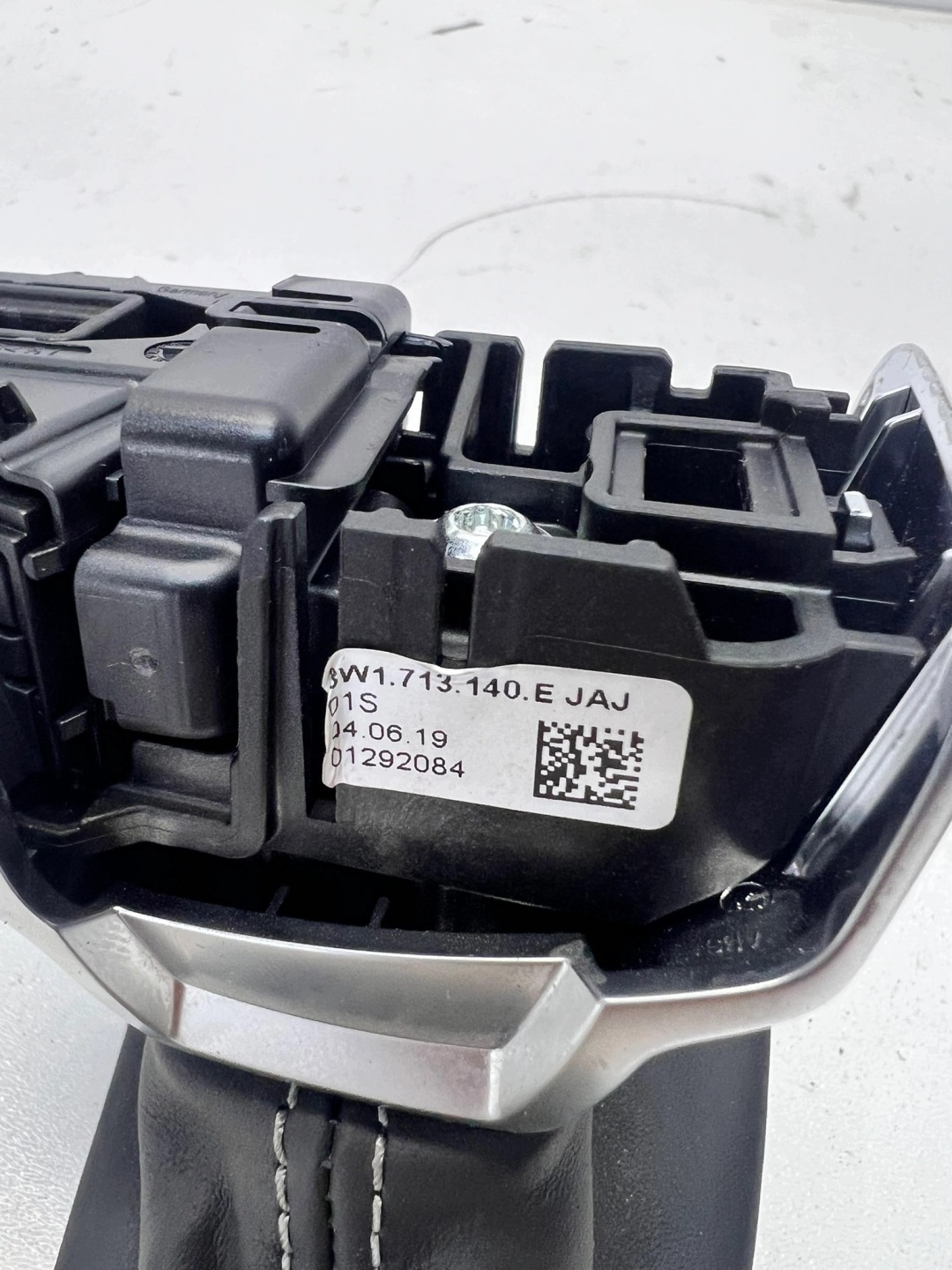 LEVA CAMBIO AUDI A4 B9 A5 8W 8W1713140E 4M1713139G JAJ